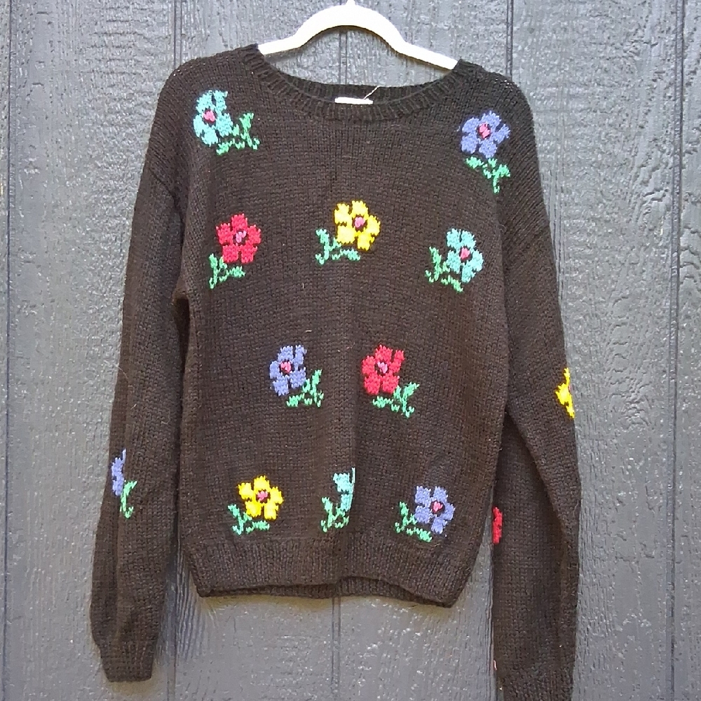 Intuition Floral Patterned Black Sweater